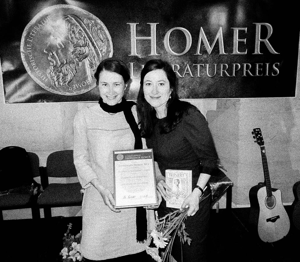 Homer-Literaturpreis 2014 Nadja und Claudia Beinert nach der Verleihung des Homer-Literaturpreises im Jahr 2014.